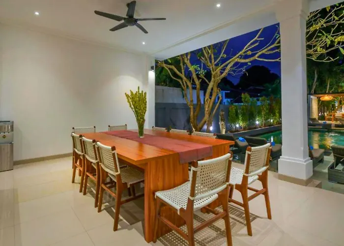Sasikirana Spacious 10 Bedroom Private Pool *